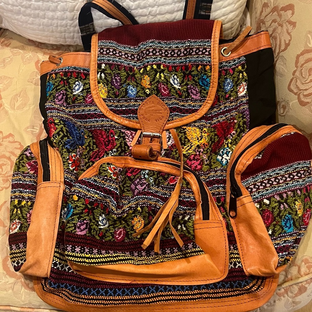 Backpack - Picture 10 of 10